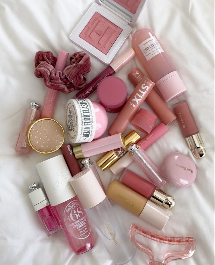 messy pink beauty _ @realskindiaries (1)